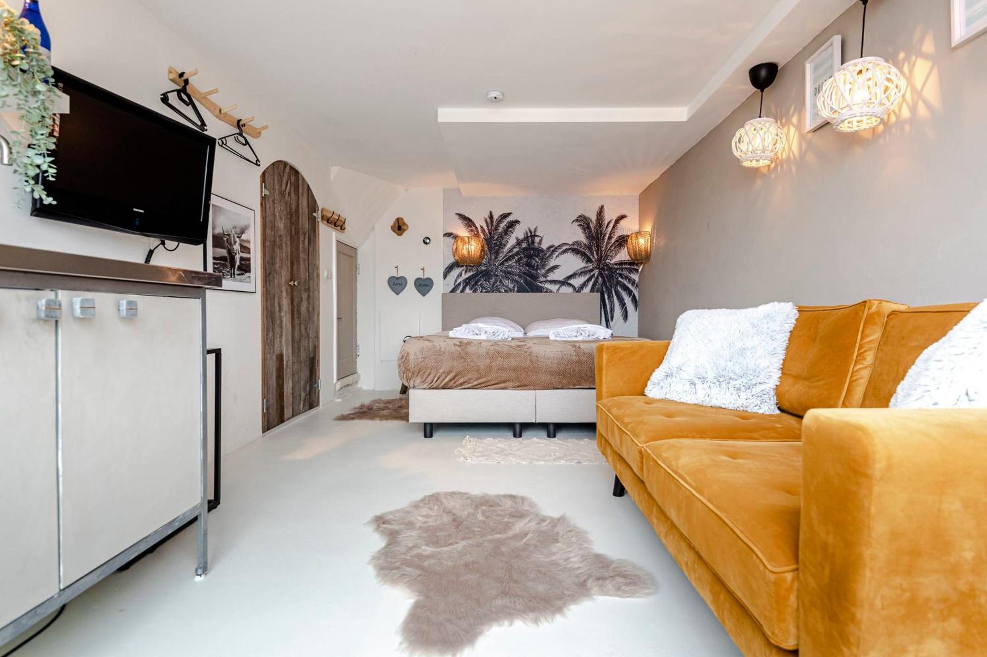 View With A Room Zandvoort With Private Parking Bagian luar foto